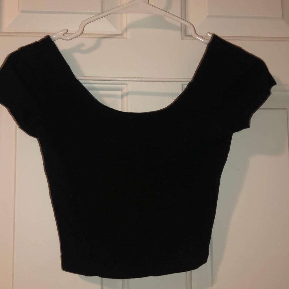 Black Garage short sleeve crop top size: xs